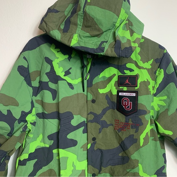 Oklahoma Sooners Nike Jordan Mens Jacket Camo Large On Field Coaches Jacket USA - Picture 2 of 11